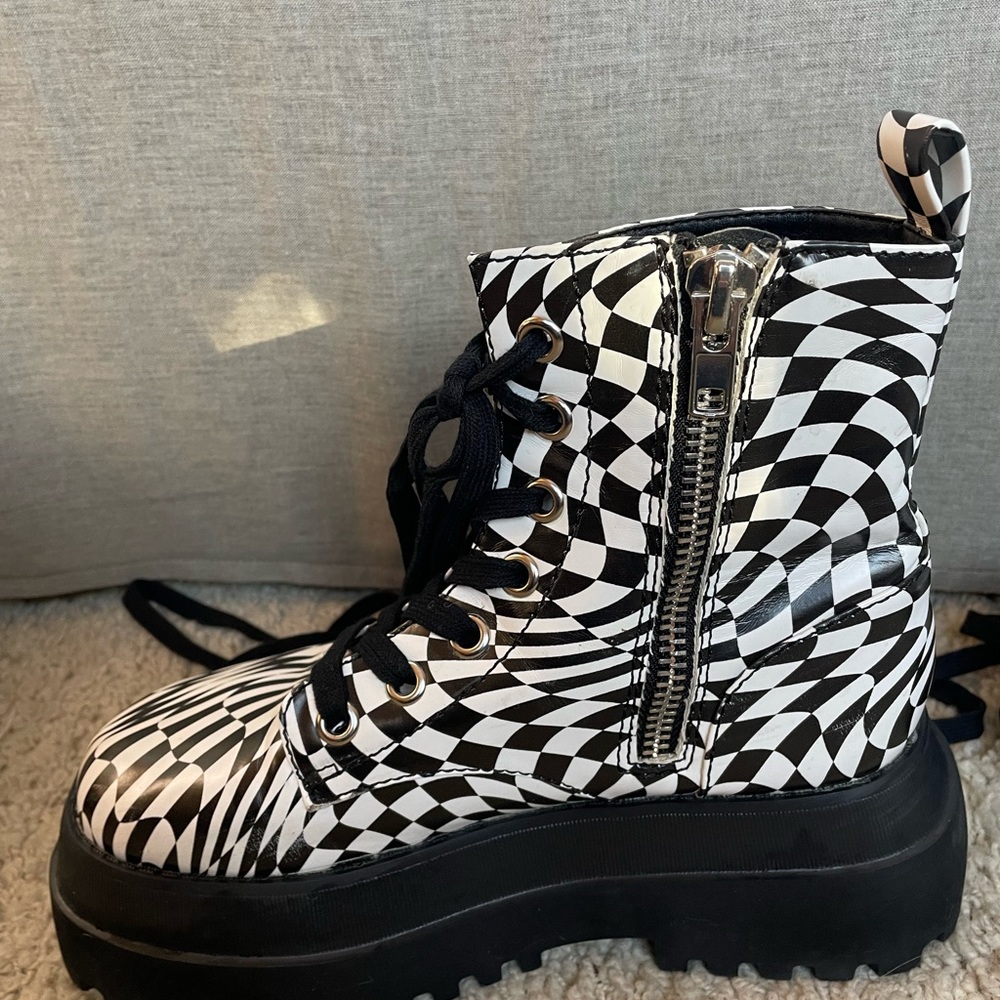 Dolls Kill Black And White Checkered Combat Boots Siz… Gem
